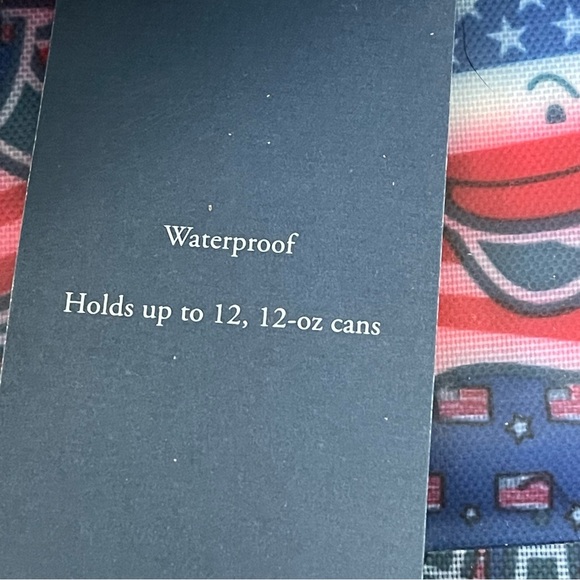 Vineyard Vines for Target Whaley USA Flag 12 Can Cooler with Strap NEW - Picture 8 of 9